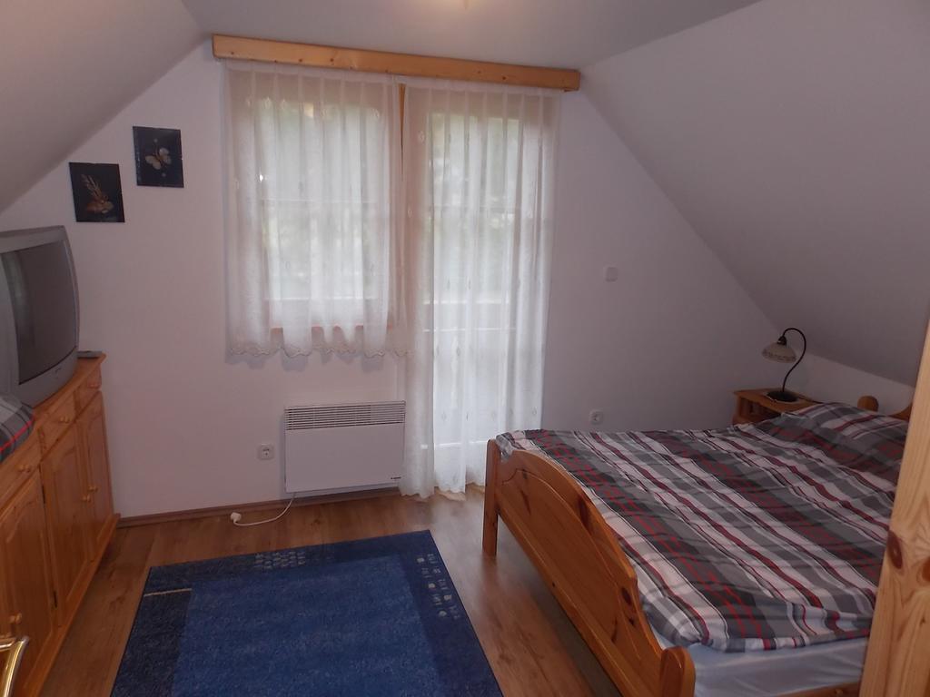 Holiday House Kaja Mojstrana Pokoj fotografie
